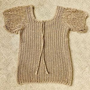 Hand knitted, Medium, Neutral